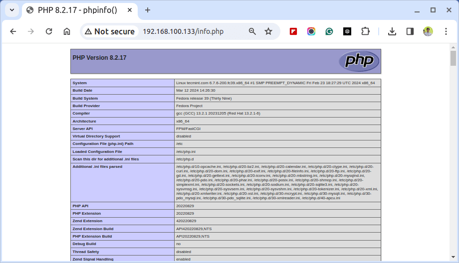 访问 PHP 信息页面